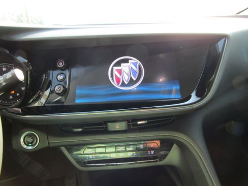Used 2021 Buick Envision Avenir w/ Technology Package II image 19