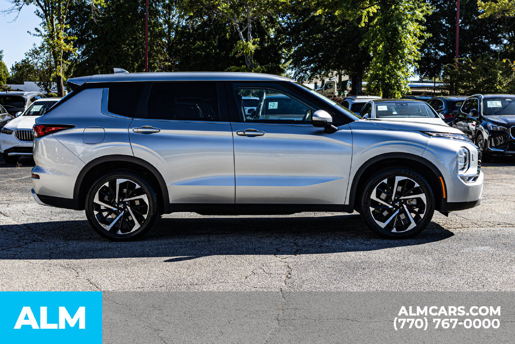 Used 2024 Mitsubishi Outlander SE AWD/4WD image 9