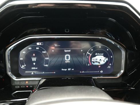 New 2026 GMC Sierra 1500 SLT w/ SLT Convenience Package image 14