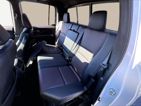 Used 2022 Honda Ridgeline Black Edition image 18