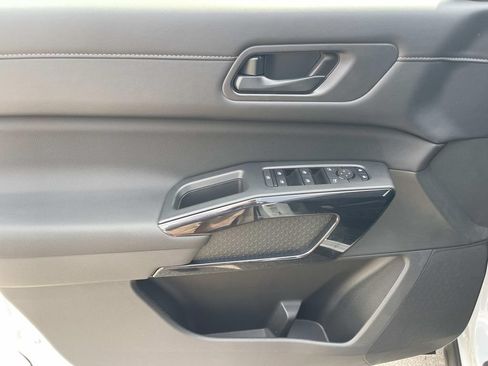 New 2026 Nissan Pathfinder SV FWD image 24