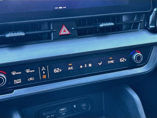 Certified 2024 Kia Sportage EX AWD/4WD image 16