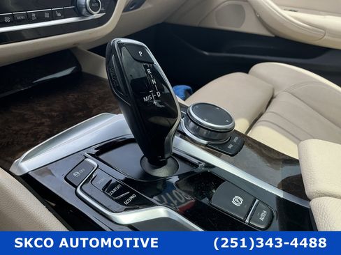 Used 2017 BMW 530i RWD image 23