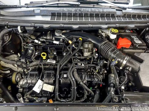 Used 2024 Ford Edge SE w/ Black Appearance Package image 26