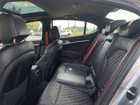 Used 2022 Genesis G70 3.3T w/ Sport Prestige Package AWD/4WD image 32