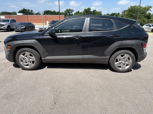 Certified 2025 Hyundai Kona SE FWD image 12