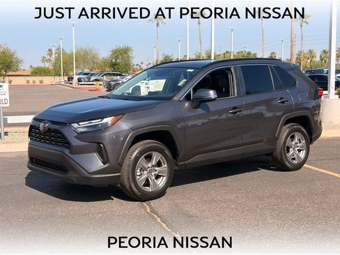 Used 2024 Toyota RAV4 XLE w/ Convenience Package FWD image 1