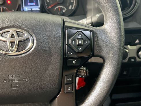 Used 2023 Toyota Tacoma SR AWD/4WD image 19