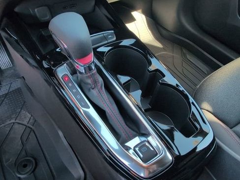 New 2026 Chevrolet Trax RS w/ Sunroof Package image 22