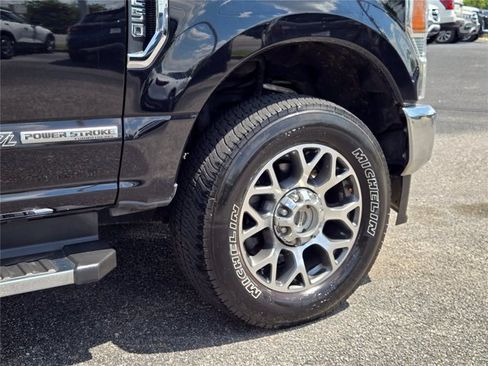 Used 2021 Ford F250 Lariat w/ Lariat Value Package AWD/4WD image 25