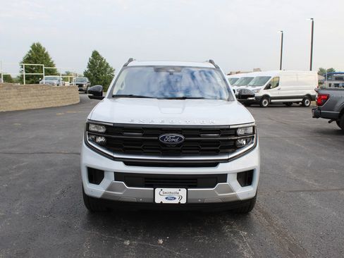 New 2025 Ford Expedition Max Platinum w/ Driver's Package image 8