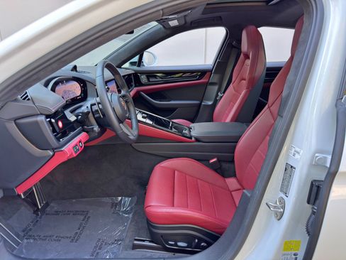 Used 2025 Porsche Panamera 4S w/ Premium Package AWD/4WD image 17