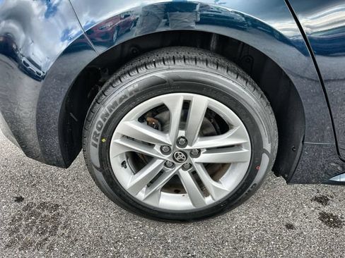 Used 2019 Toyota Corolla SE FWD image 19