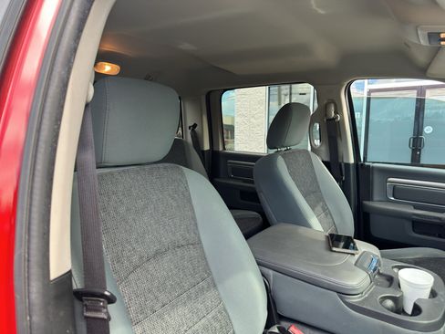 Used 2019 RAM 1500 Big Horn AWD/4WD image 13