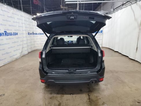 Used 2022 Subaru Forester Limited image 14