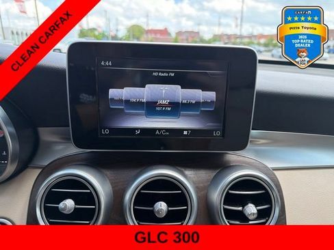 Used 2019 Mercedes-Benz GLC 300 image 18