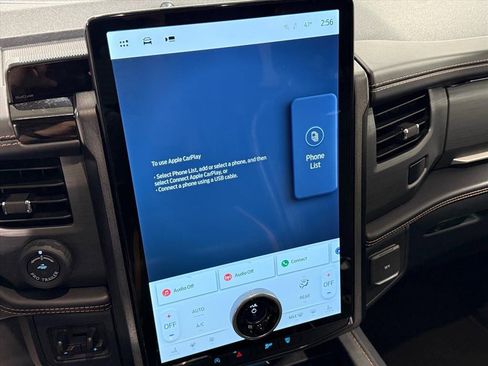 Certified 2022 Ford Expedition Platinum image 21