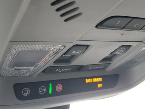 Certified 2018 Chevrolet Equinox Premier image 31