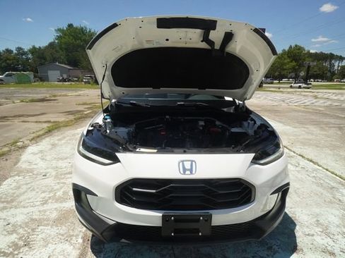 Used 2024 Honda HR-V Sport image 9