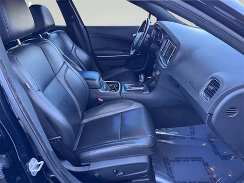 Used 2021 Dodge Charger SXT w/ Leather Interior Group image 28