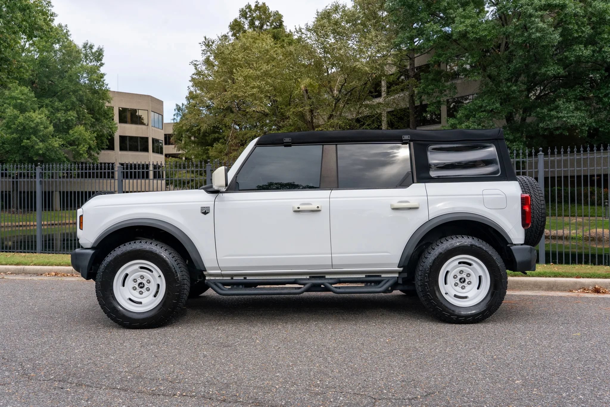 Used 2023 Ford Bronco Big Bend AWD/4WD image 9