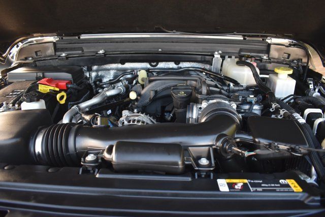 Used 2025 Jeep Gladiator Sport AWD/4WD image 31