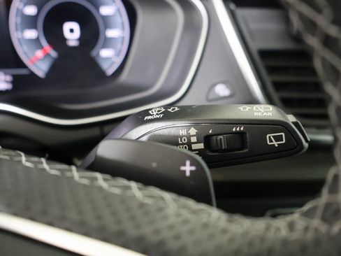 Used 2023 Audi SQ5 Premium Plus w/ Premium Plus Package image 32