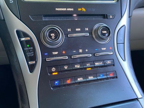 Used 2019 Lincoln Nautilus Reserve FWD image 63