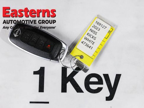 Used 2023 Nissan Kicks SR w/ SR Premium Package FWD image 26
