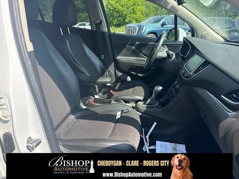 Used 2018 Buick Encore Preferred AWD/4WD image 17