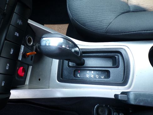 Used 2008 Ford Focus SE FWD image 17
