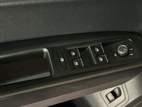 Used 2019 Volkswagen Atlas SEL image 13