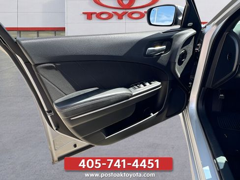 Used 2020 Dodge Charger R/T RWD image 33