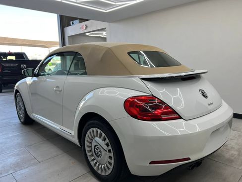 Used 2016 Volkswagen Beetle 1.8T SE FWD image 3