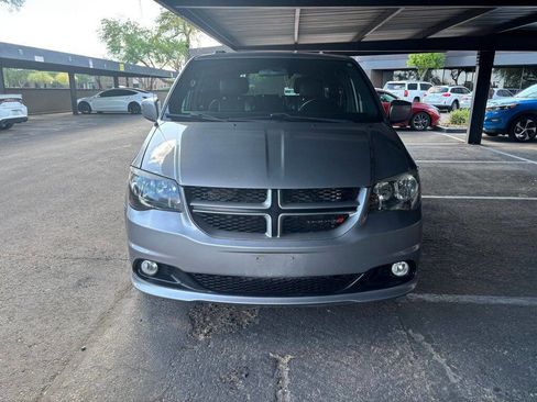 Used 2016 Dodge Grand Caravan R/T image 8