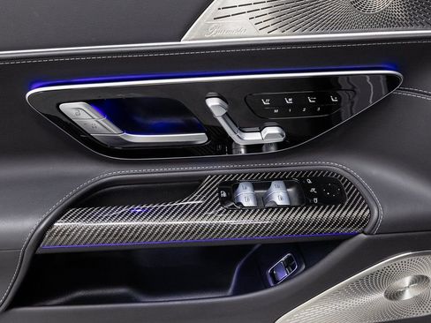 Used 2022 Mercedes-Benz SL 63 AMG 4MATIC image 7