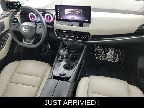 Used 2026 Nissan Rogue SL AWD/4WD image 33