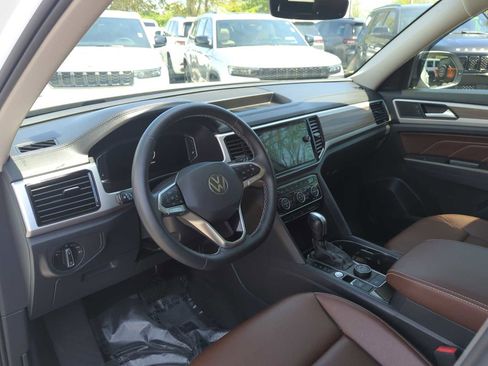 Used 2022 Volkswagen Atlas SEL AWD/4WD image 12