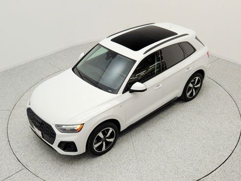Used 2023 Audi Q5 2.0T Premium Plus w/ Premium Plus Package AWD/4WD image 22