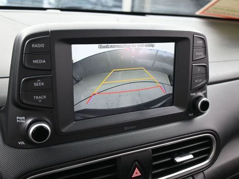 Used 2021 Hyundai Kona SE image 21