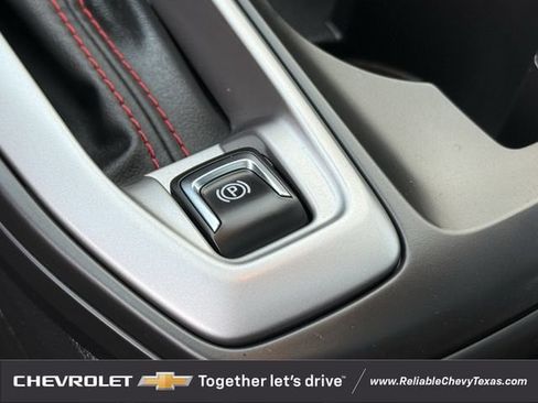 Used 2024 Chevrolet Trax RS w/ Sunroof Package FWD image 20