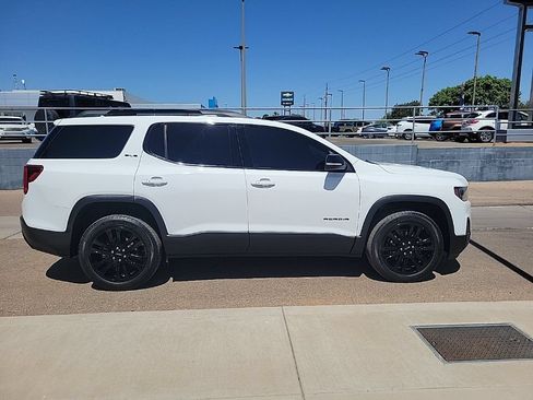 Used 2023 GMC Acadia SLE w/ Driver Convenience Package FWD image 8