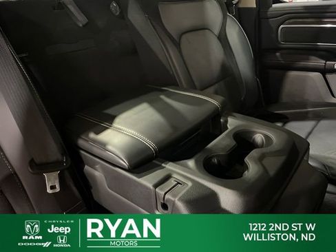 Used 2019 RAM 1500 Laramie AWD/4WD image 36