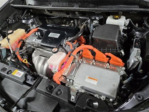 Used 2017 Toyota RAV4 Limited image 25