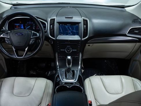 Used 2016 Ford Edge Titanium w/ Technology Package FWD image 20