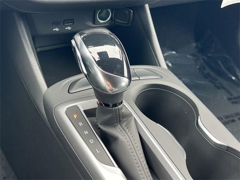 New 2025 Buick Envista Preferred image 21