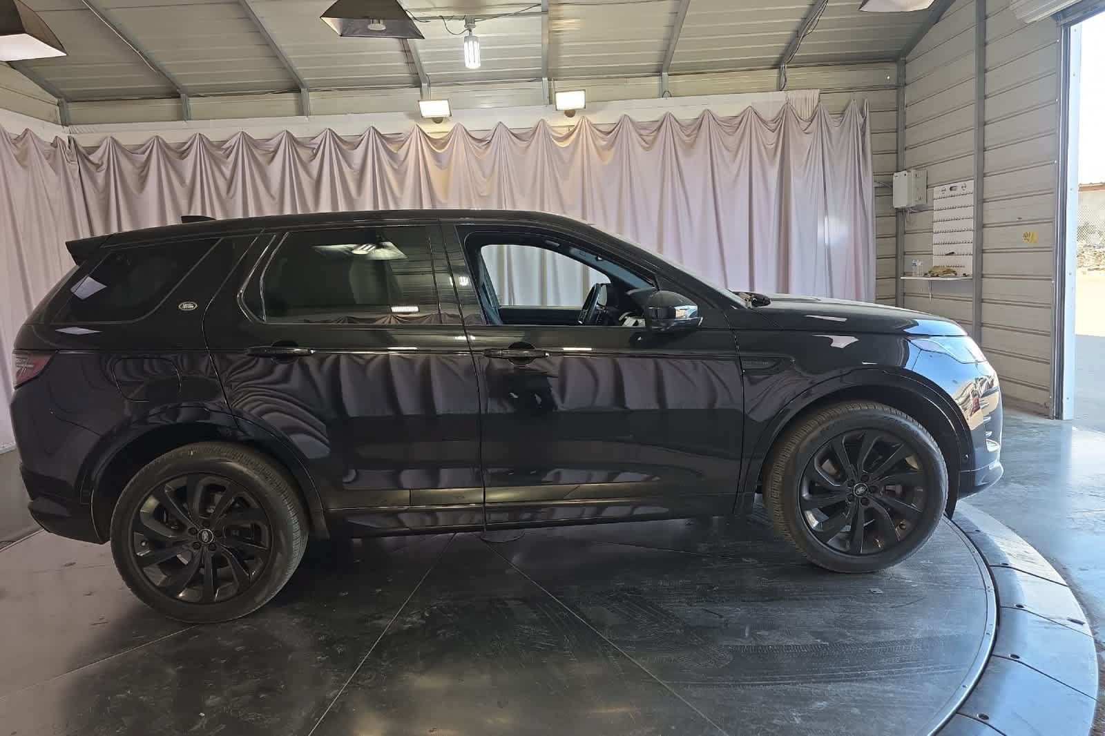 Used 2024 Land Rover Discovery Sport Dynamic SE AWD/4WD image 9