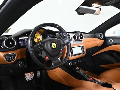 Certified 2017 Ferrari California T RWD image 13
