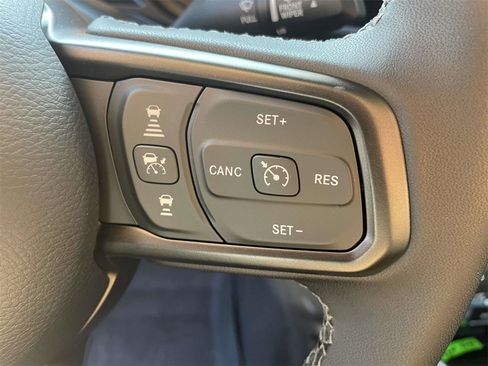 New 2025 Jeep Gladiator Rubicon w/ Convenience Group image 14