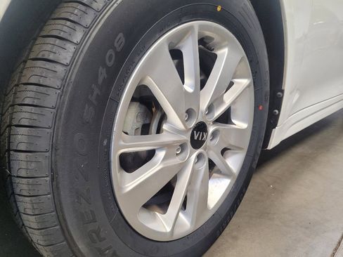 Used 2017 Kia Optima LX w/ Convenience Plus Package image 31